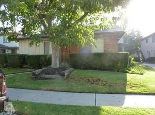 2050 Calle La Sombra UNIT 1, Simi Valley, CA 93063