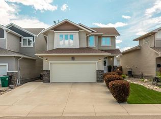 250 NE Twinriver Rd W, Lethbridge, AB T1J1X4