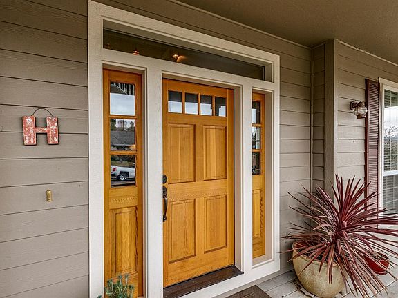 4th image of 1562 Cypress Point Dr