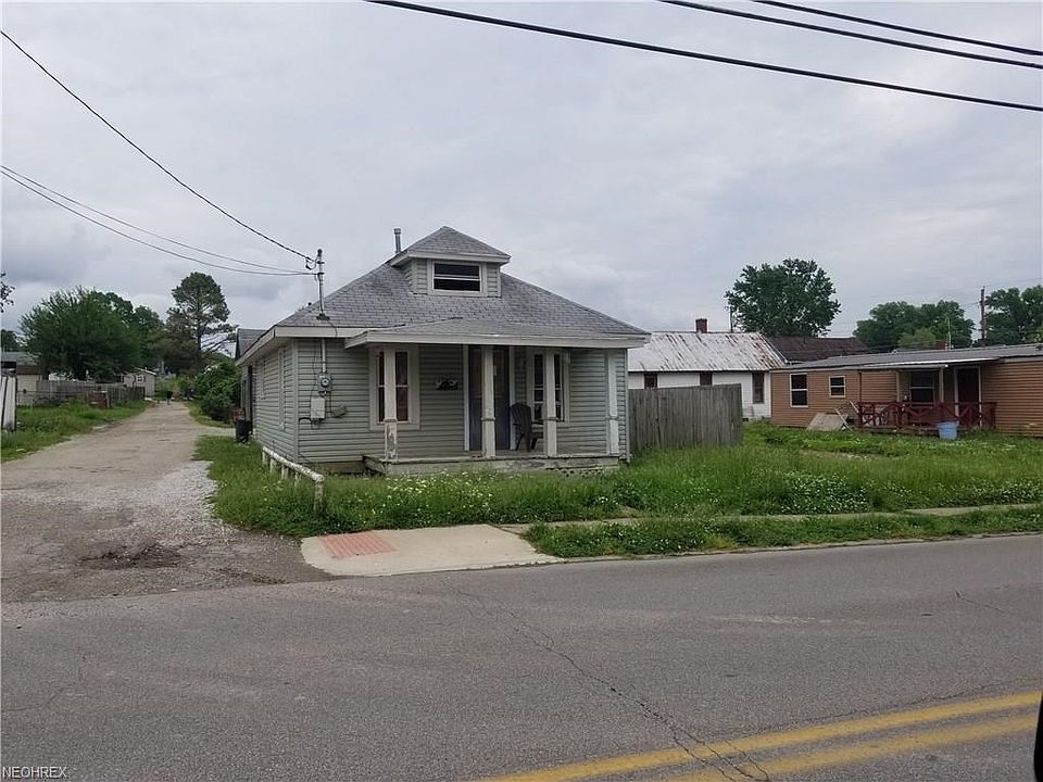 2nd image of 1007 13th St