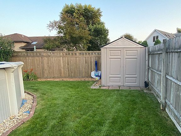 5th image of 12741 Rosewood Ct