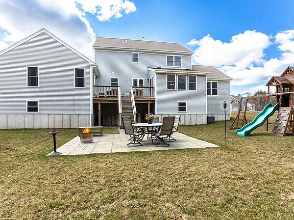 3rd image of 55 Oldfield Rd