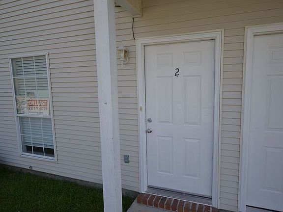 2nd image of 3103 Singletary Dr #A2