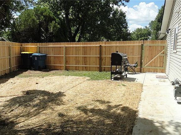 5th image of 5918 Coppock Dr