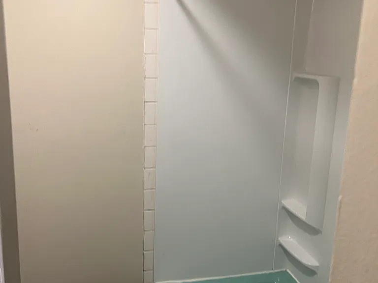 60 W Green St #4 — Photo 2
