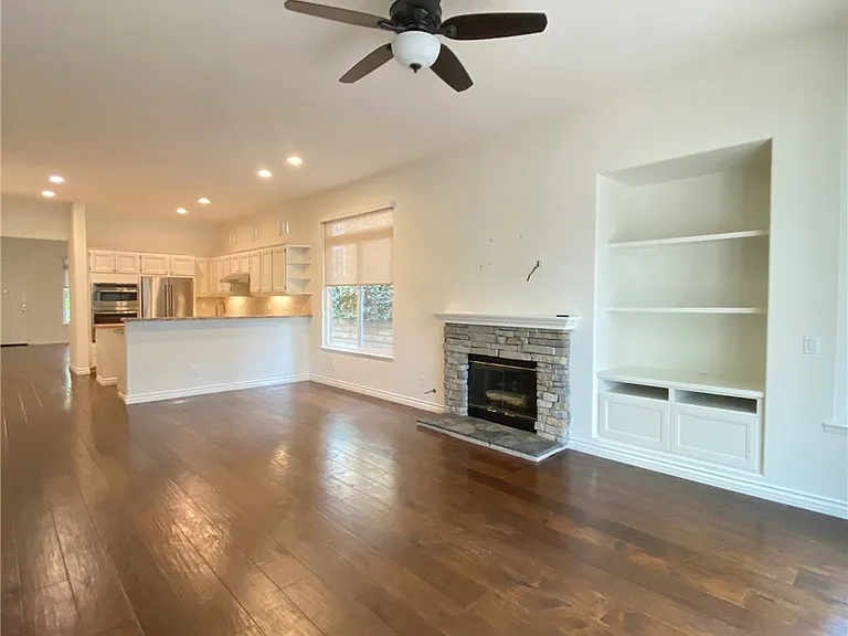 2510 Renata Ct — Photo 15