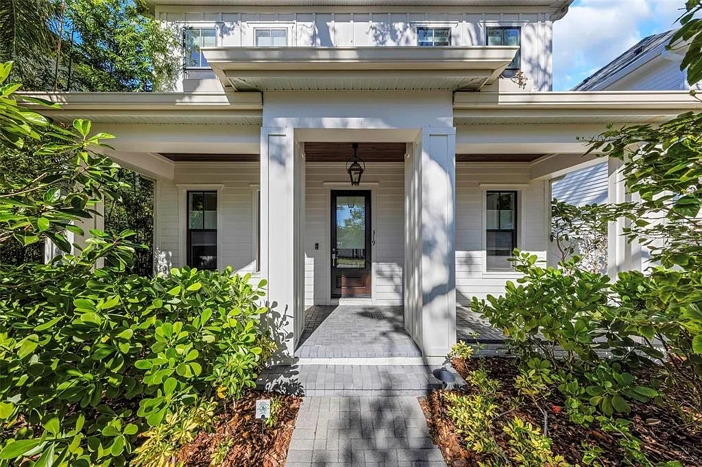 5 bed, 3.5 bath, 3652 sqft, $11,000 — Photo 4