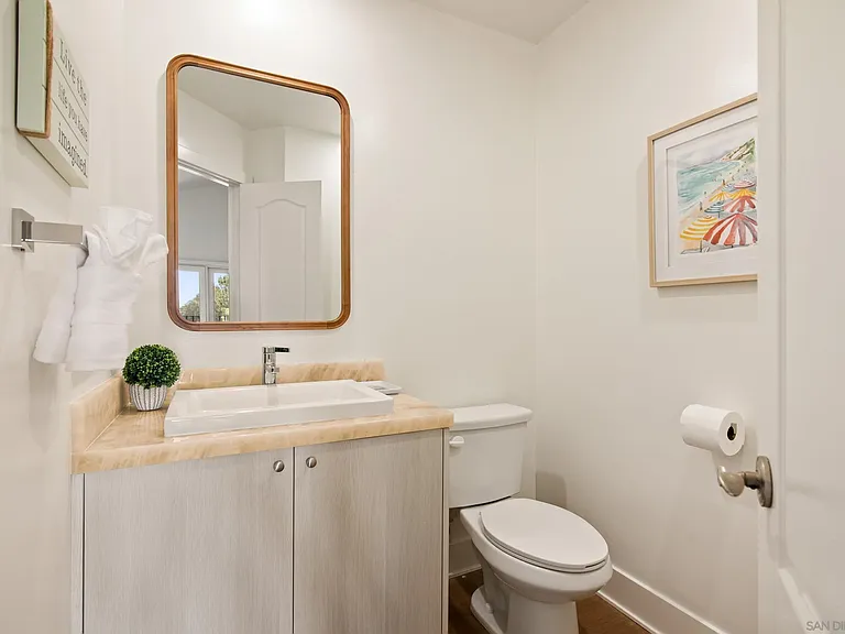 2452 Azure Coast Dr — Photo 17
