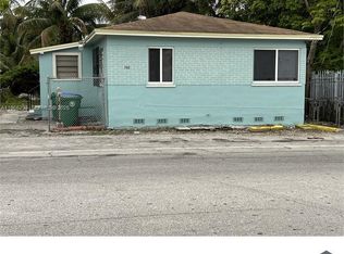 180 NW 71st St #1, Miami, FL 33150