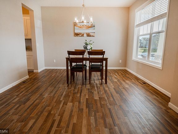 5th image of 2505 Jaber Ave NE