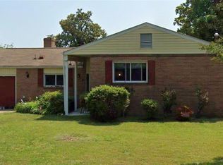 110 Diggs Dr, Hampton, VA 23666