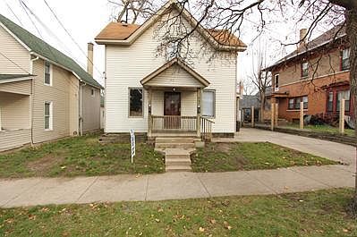 1st image of 845 Hovey St SW