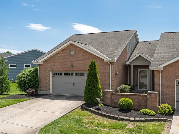 1861 Quarry Oaks Dr, Florence, KY 41042