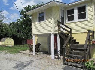 916 E 21st St, Muncie, IN 47302