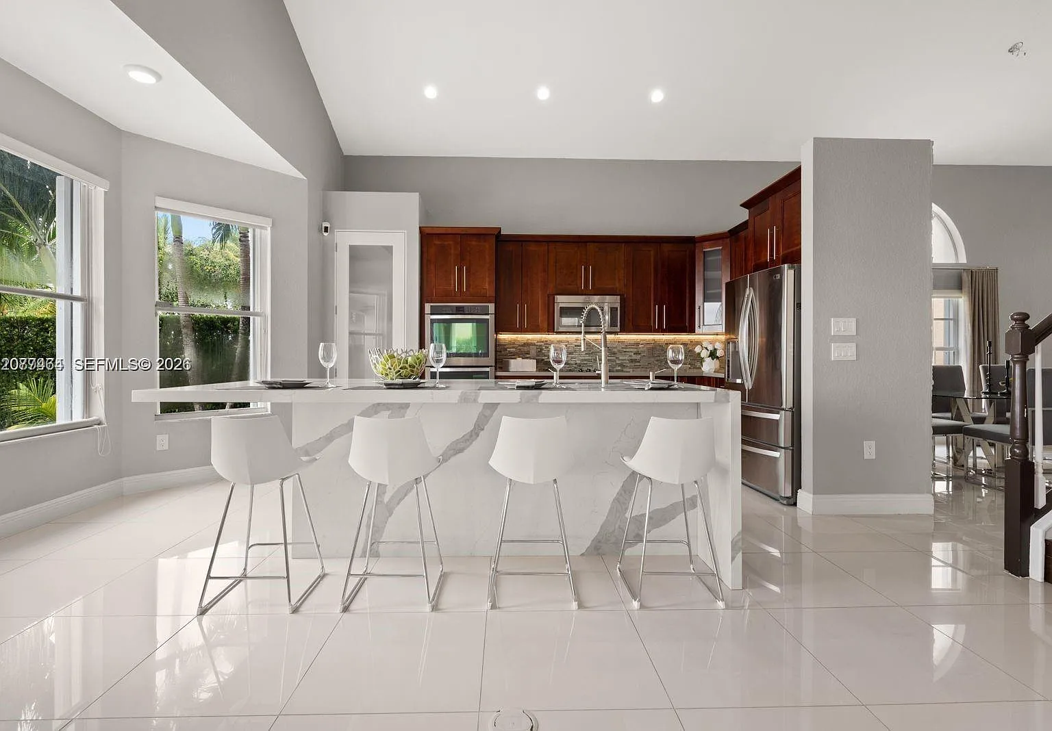 4 bed, 2953 sqft, $6,800 — Photo 2