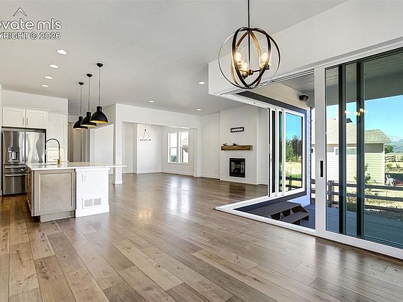 2nd image of 2224 Cabernet Ct
