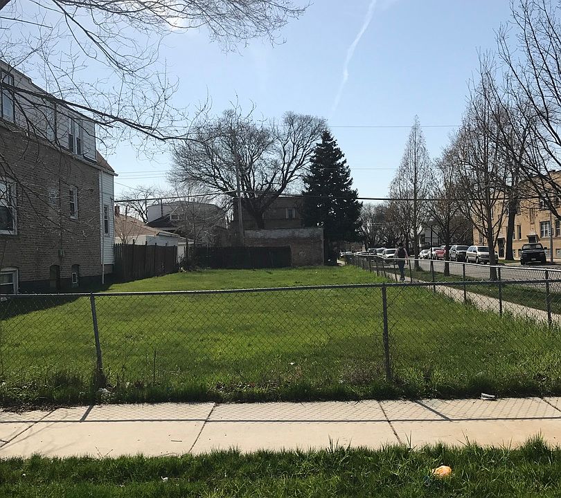 2nd image of 5600 S Washtenaw Ave