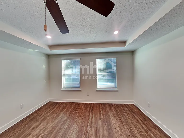 8603 Belfort Landing Dr — Photo 10