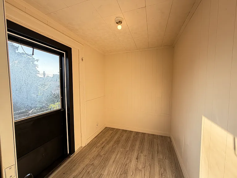 67 Barton St #2 — Photo 4