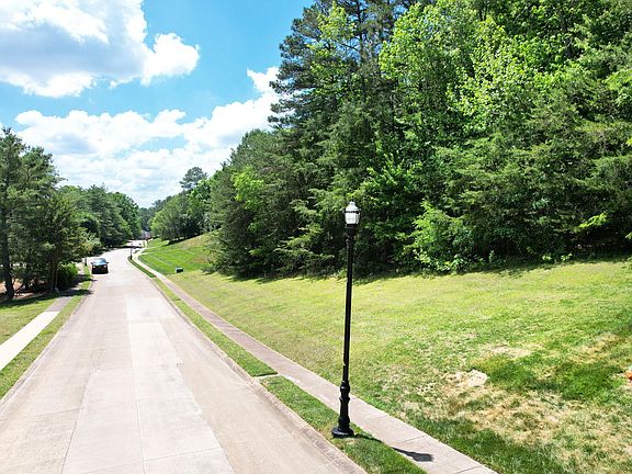 3rd image of LOT 15 NW Stafford Ave