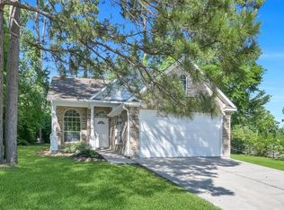 101 Snug Harbor Dr, Montgomery, TX 77356