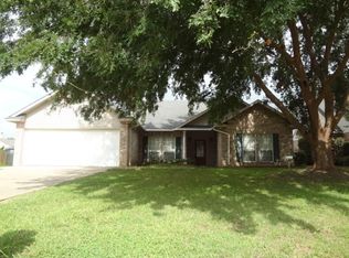 127 Jasmine Cir, Natchitoches, LA 71457
