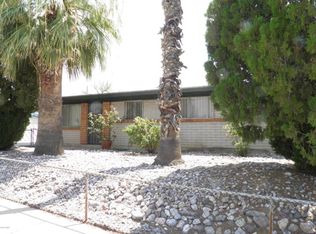 8420 E Louise Dr, Tucson, AZ 85730
