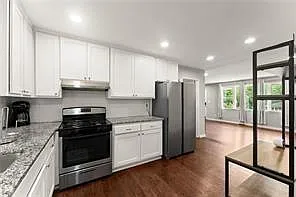 2756 Gresham Rd SE — Photo 11