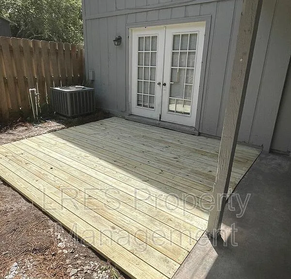 4620 Lighthouse Cir — Photo 2