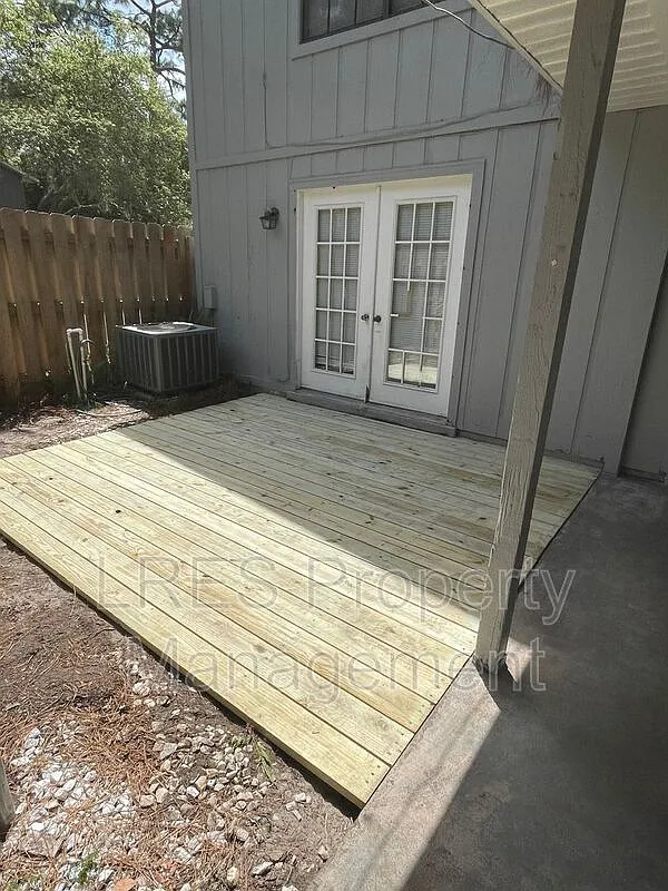 Building Photo - 4620 Lighthouse Cir
