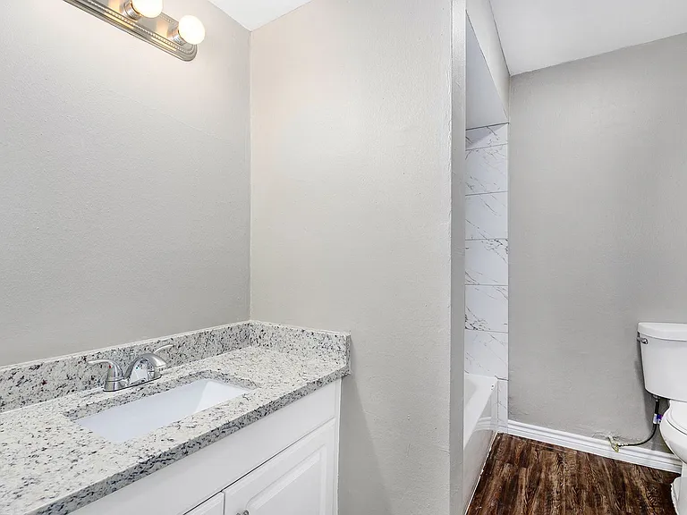 1303 S 2nd St #4 — Photo 9