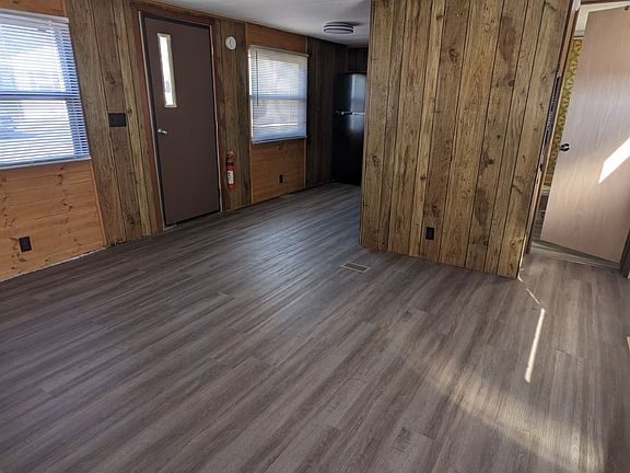 3rd image of 523 54th Ave #51B