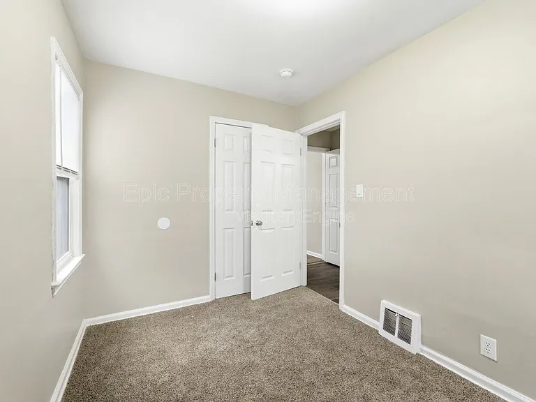 3360 Edgeworth St — Photo 7