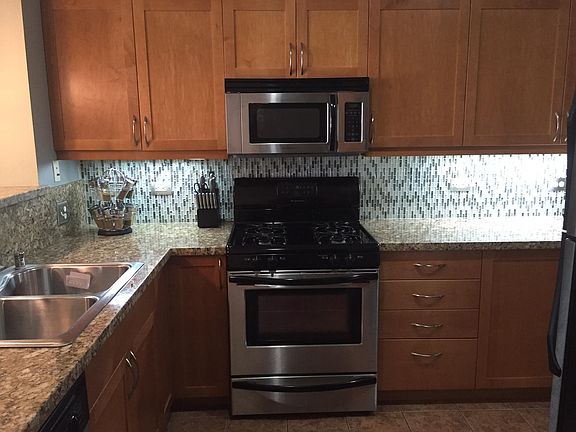 4th image of 530 K St Unit 1016
