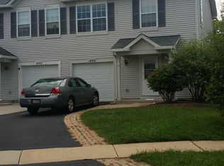 1494 Red Top Ln, Minooka, IL 60447