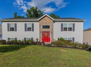 27 Riccardi Dr, Drums, PA 18222