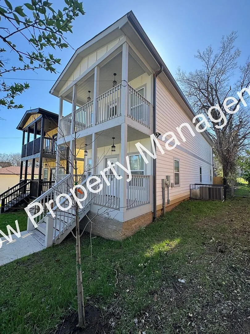 1911 Hermosa St Nashville, TN 37208 — Photo 3