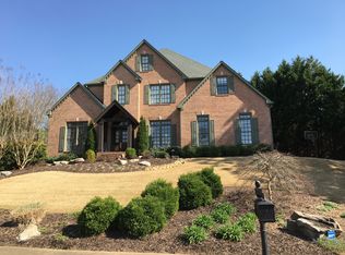 280 Settindown Ct, Roswell, GA 30075