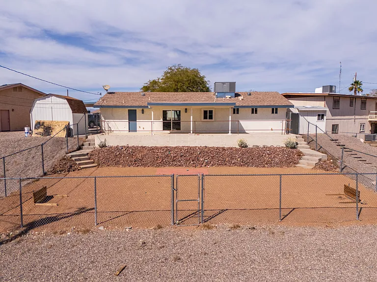 2150 Lake Havasu Plz — Photo 44