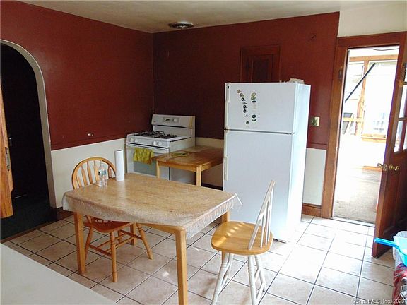 2nd image of 151 Highland Ave