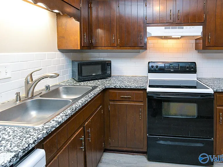 2225 Golf Rd SW #214 — Photo 7