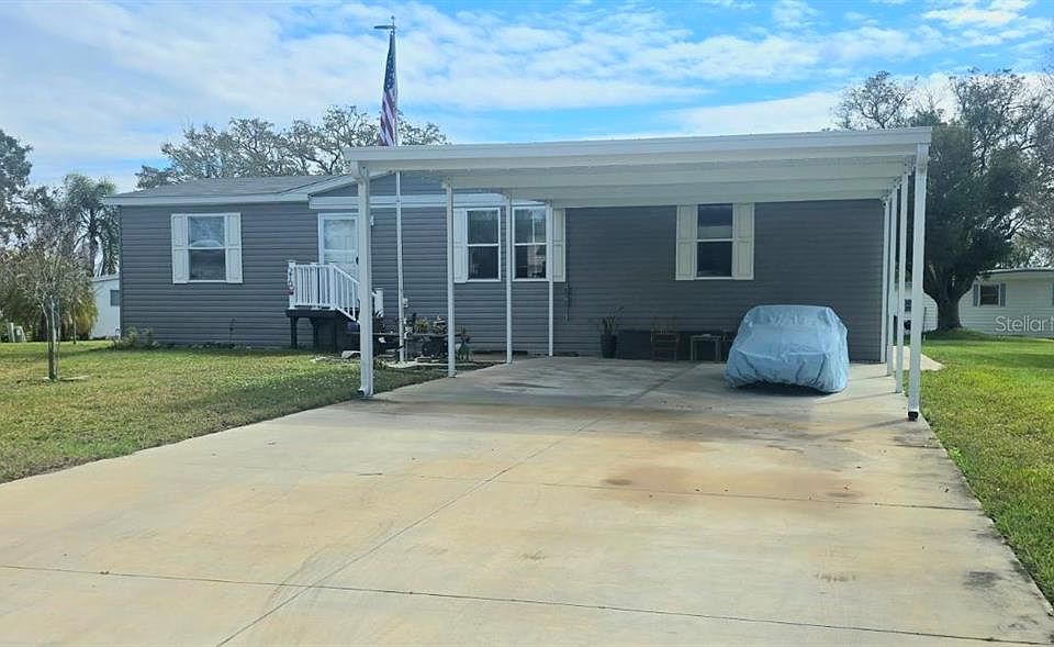 1st image of 210 Philadelphia Ct #17