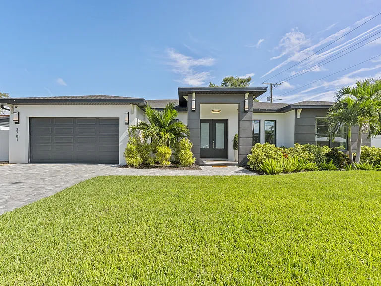 3701 W Leila Ave — Photo 6