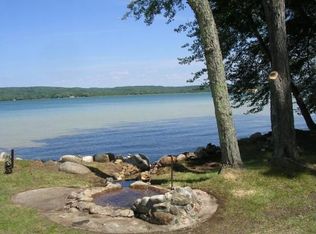 6056 Cottage Dr, Bellaire, MI 49615