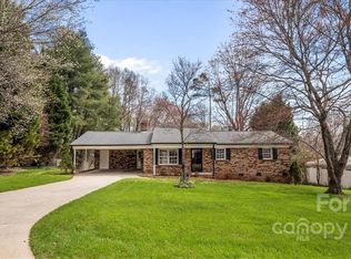 213 Pine Rd, Mount Holly, NC 28120