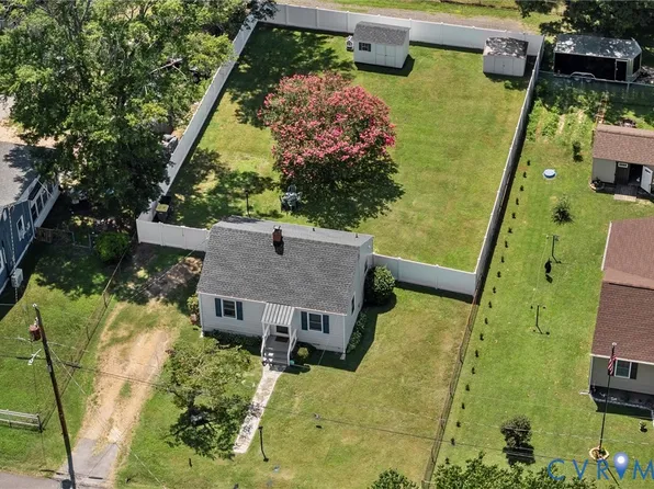 5636 Benika Dr, North Chesterfield, VA 23234