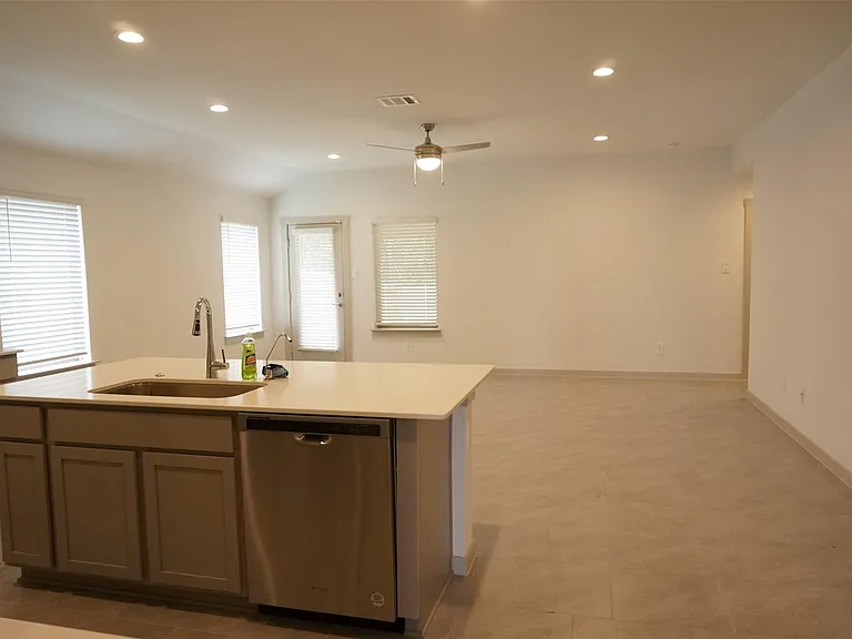 3966 Canyon Shore Ln — Photo 8