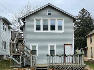 2330 1/2 5th St, Moline, IL 61265