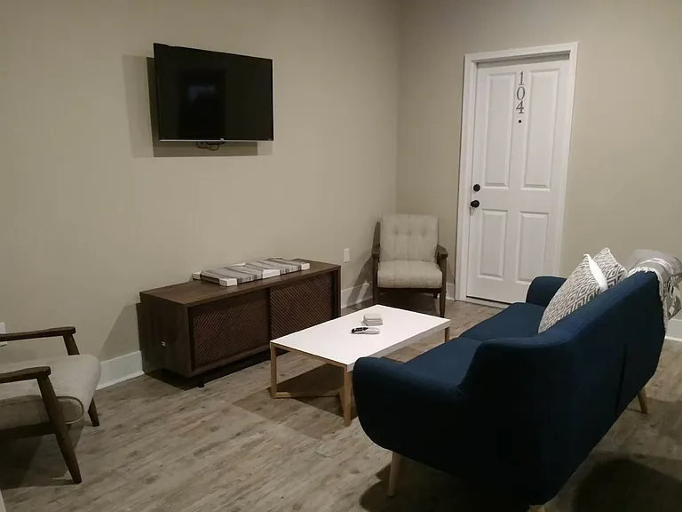 1330 Maddux Ave #B201 — Photo 12