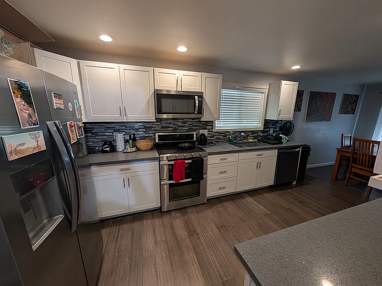 1130 White Rock Rd — Photo 2